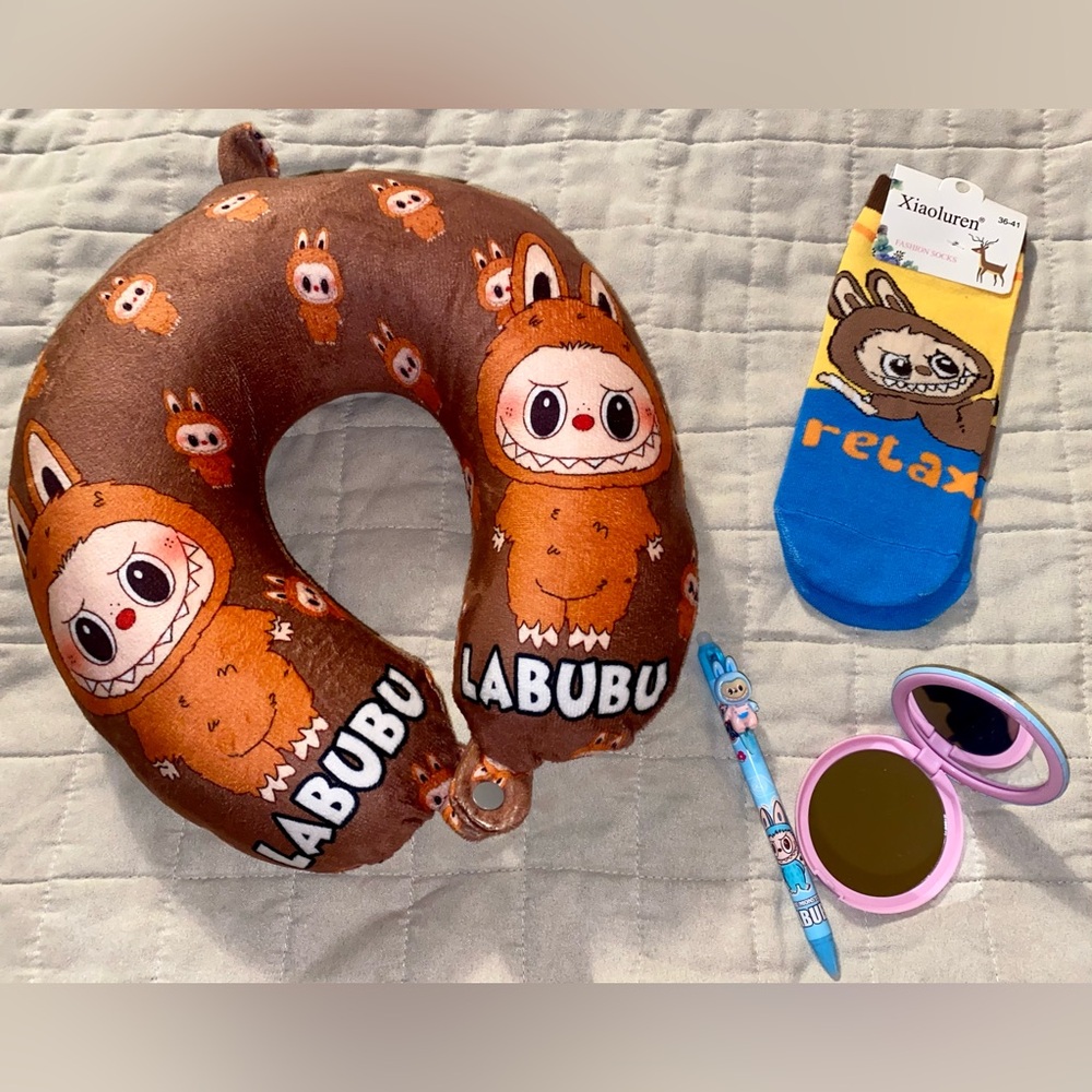 LABUBU BUNDLE - Picture 2 of 3
